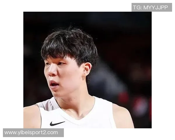 斯普利特称赞克林根防守出色罗威与其配合默契令人印象深刻 斯普利特称赞克林根防守出色罗威与其配合默契令人印象深刻