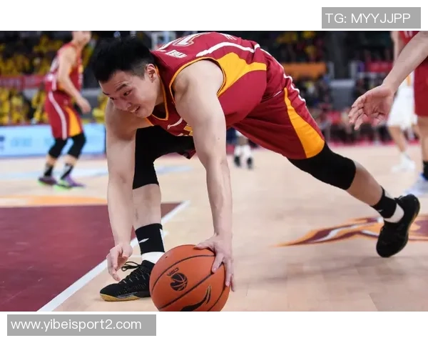 克莱首节火力全开9投5中三分球6投3中轻松斩获14分2篮板1助攻