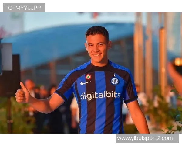 德天空报道拜仁对霍村前锋阿斯拉尼兴趣加深球员预计明夏离队