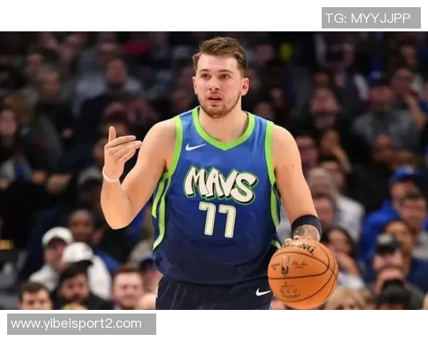 沃西分析东契奇与里夫斯的持球能力与影响力对比